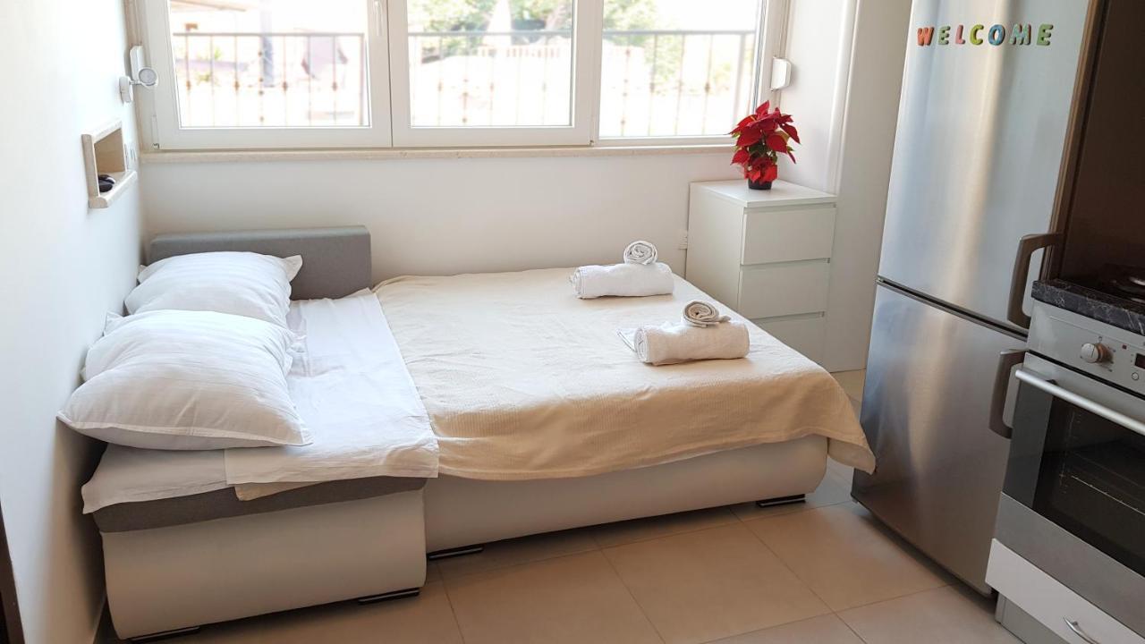 Holiday Home Gustirna Selca  الغرفة الصورة